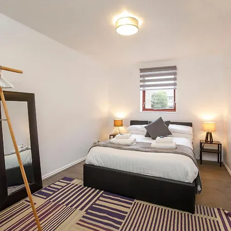 Apartment Lunar Retreat Centre & Free Parking York