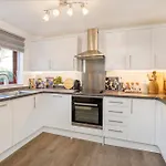 Centre Retreat & Free Parking Apartment *